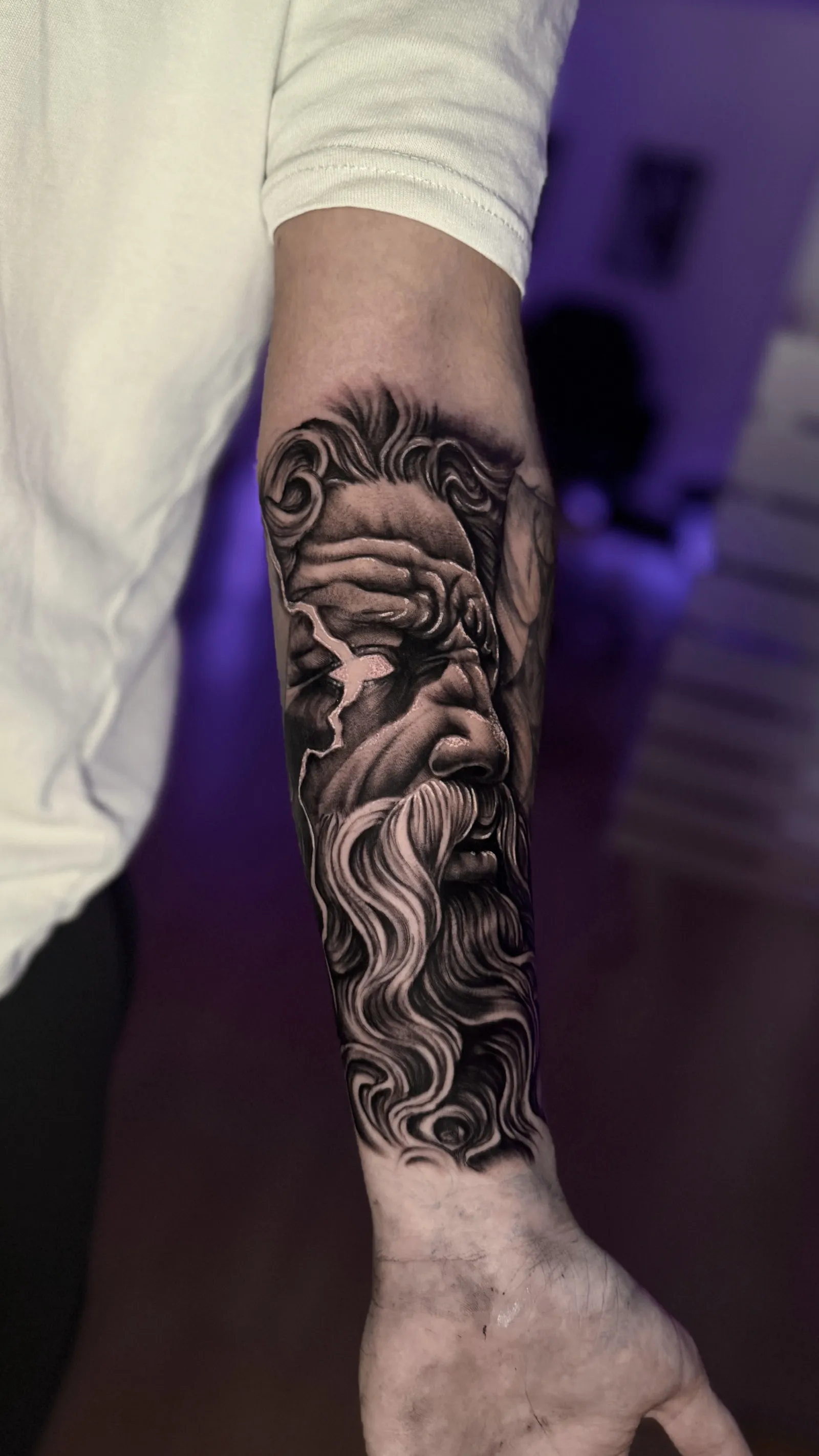 Tatuaje fineline Albacete - arte corporal